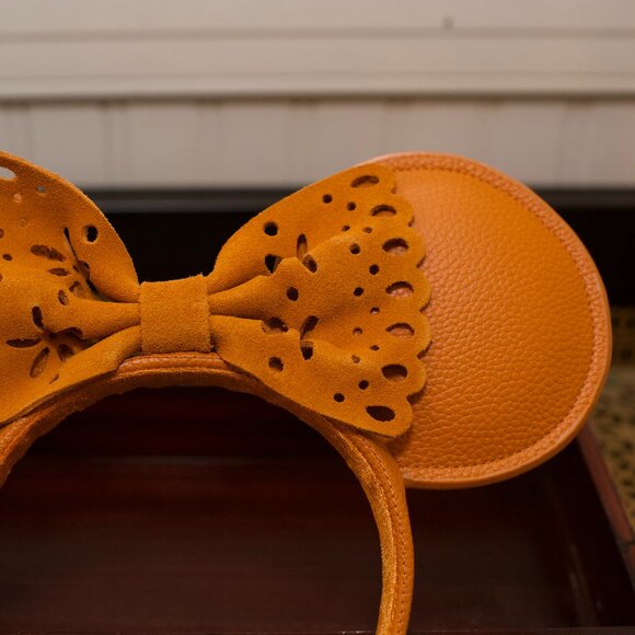 Disney Parks Mickey Minnie Ears – Cognac Faux Leather w Laser-Cut Suede Bow - Picture 4 of 4